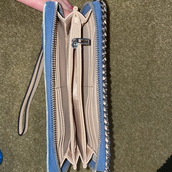 Guess Blue and Tan Wallet - Picture 4 of 4